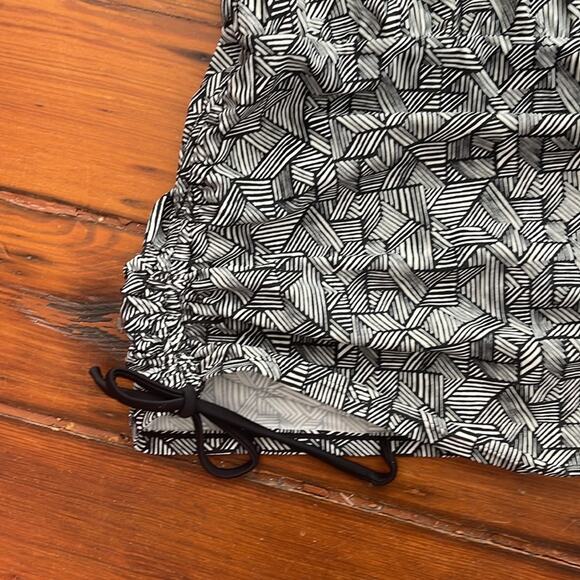 Athleta Laguna side scrunch underwire longline swim suit tankini top sz 36 B/C - Picture 3 of 8